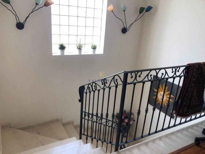 Image No.15-4 Bed House for sale