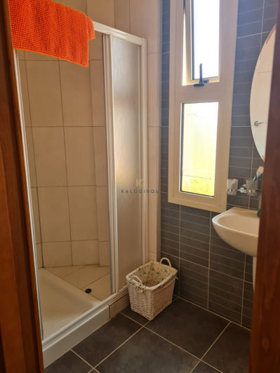 Image No.10-Maison de 5 chambres à vendre à Pervolia