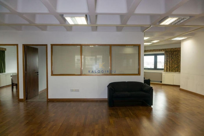 Image No.10-Commercial à vendre à Nicosie