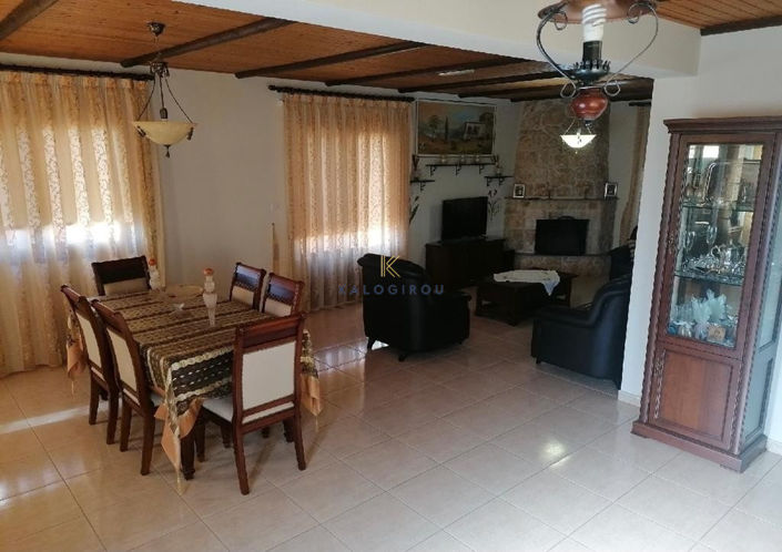 Image No.2-3 Bed House for sale