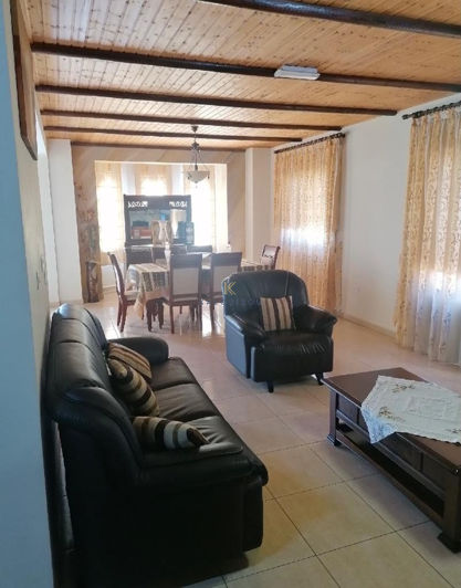 Image No.3-3 Bed House for sale