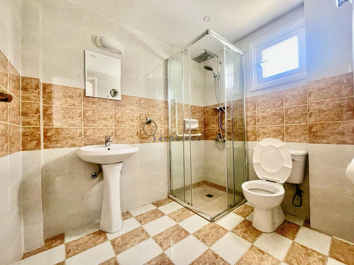 Image No.22-3 Bed House for sale