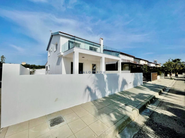 Image No.35-3 Bed House for sale