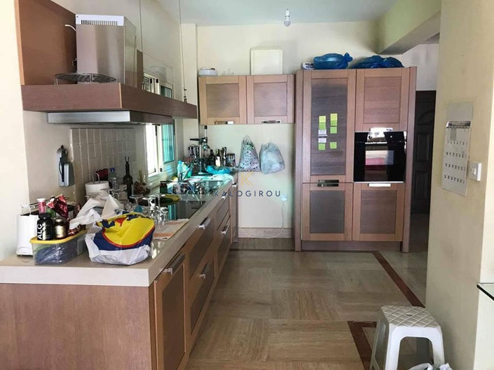 Image No.13-4 Bed House for sale