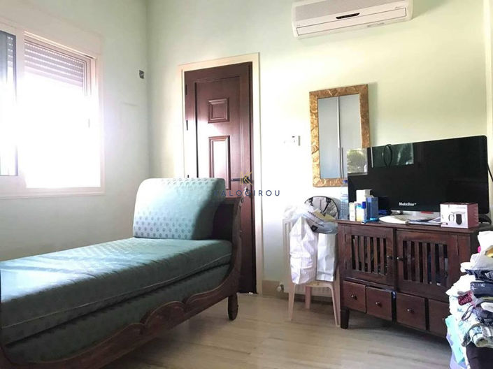 Image No.23-4 Bed House for sale