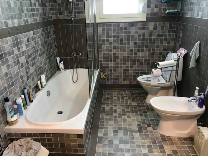 Image No.28-4 Bed House for sale