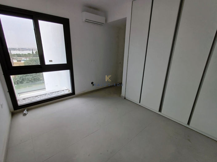 Image No.19-2 Bed Apartment for sale