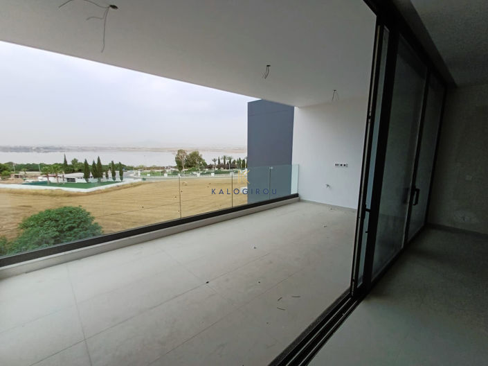 Image No.22-2 Bed Apartment for sale