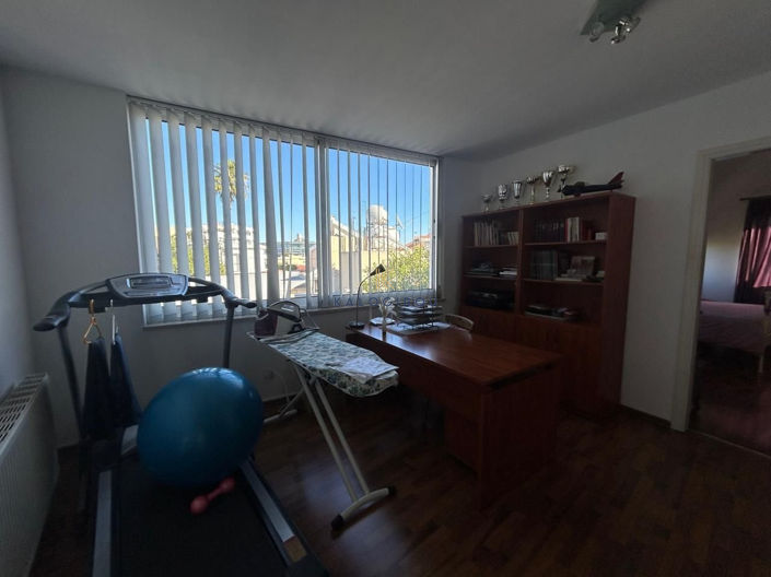 Image No.25-4 Bed House for sale