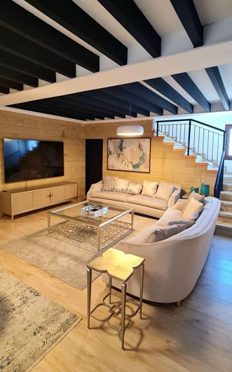 Image No.2-3 Bed House for sale