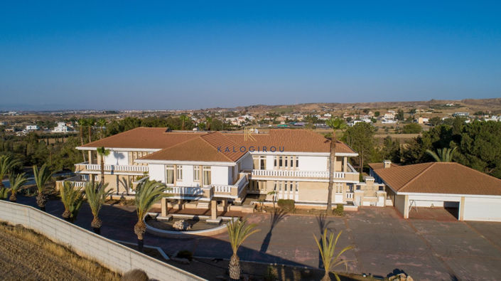 Image No.15-4 Bed House for sale