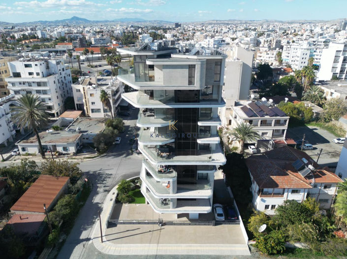 Image No.18-3 Bed Apartment for sale
