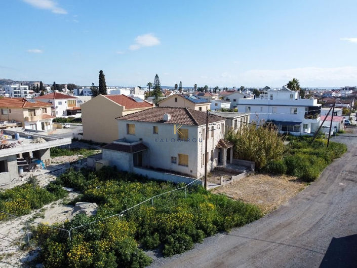 Image No.9-3 Bed House for sale