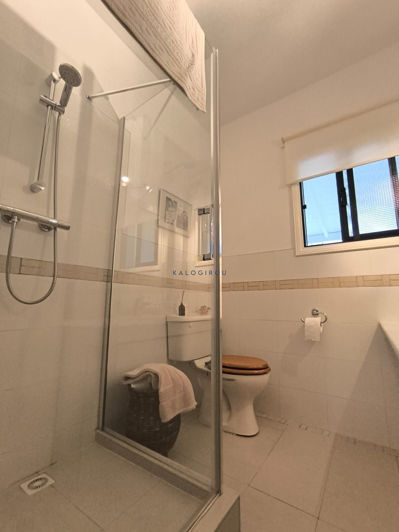 Image No.26-4 Bed House for sale