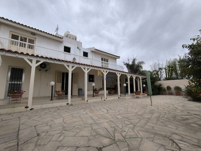 Image No.29-4 Bed House for sale