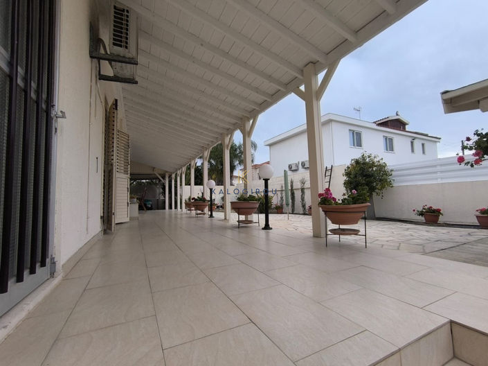 Image No.30-4 Bed House for sale