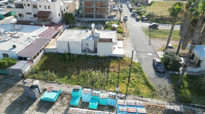 Image No.2-Terrain à vendre à Larnaca