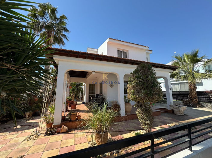 Image No.2-Maison de 2 chambres à vendre à Famagusta