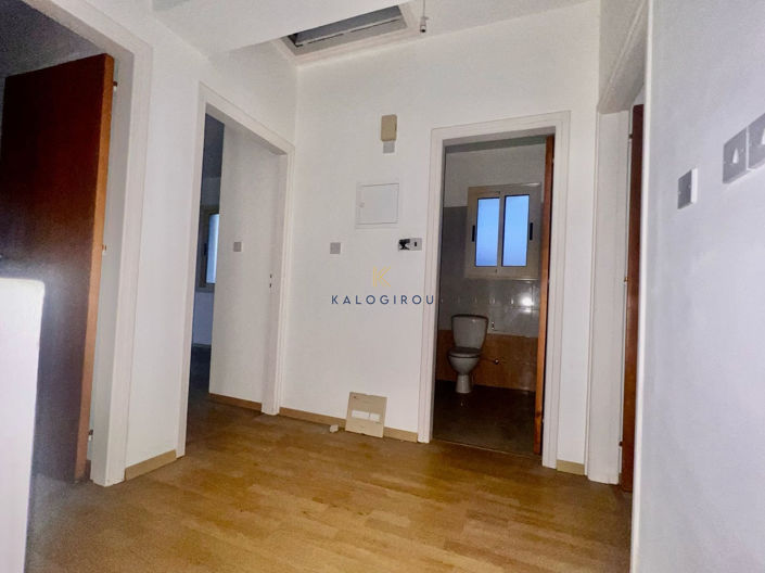 Image No.13-3 Bed House for sale