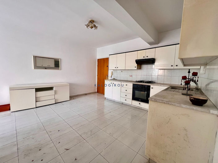 Image No.2-Appartement de 2 chambres à vendre à Larnaca