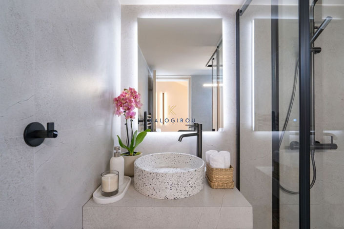 Image No.17-2 Bed House for sale