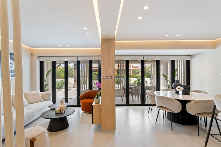 Image No.5-2 Bed House for sale