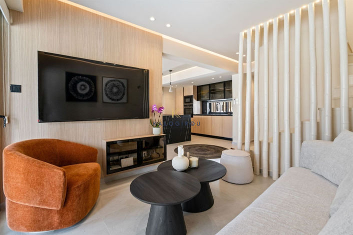 Image No.6-2 Bed House for sale