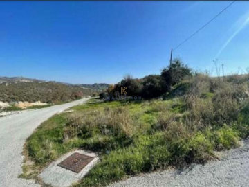 1 - Skarinou, Terre