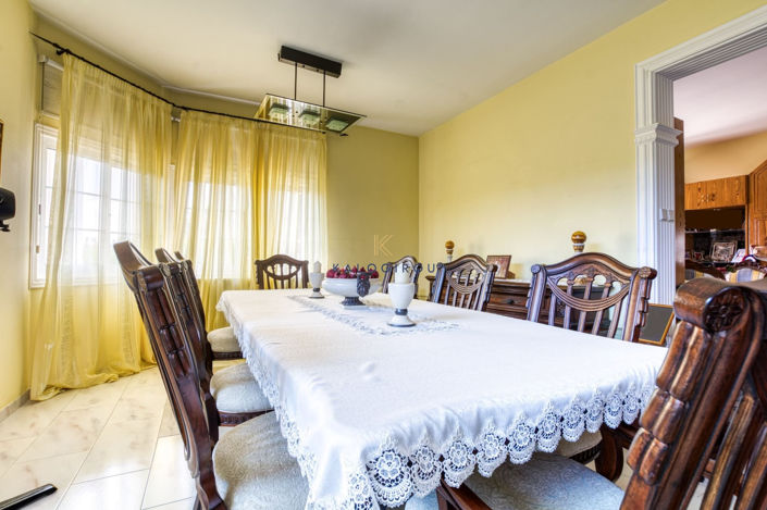 Image No.6-Maison de 4 chambres à vendre à Paralimni