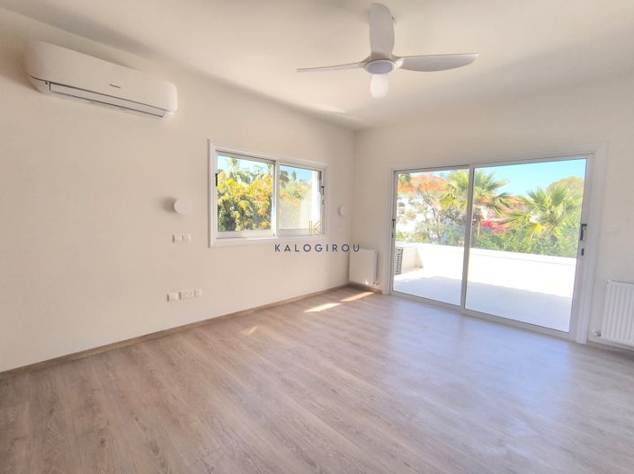 Image No.17-Maison de 5 chambres à vendre à Pervolia