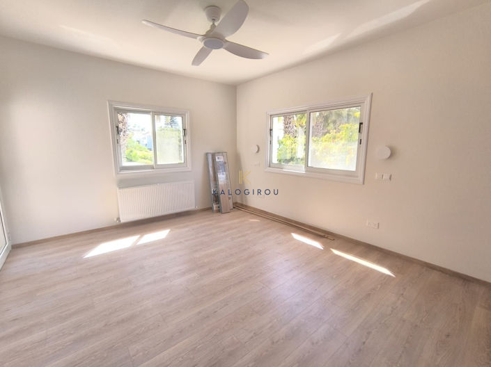 Image No.19-Maison de 5 chambres à vendre à Pervolia