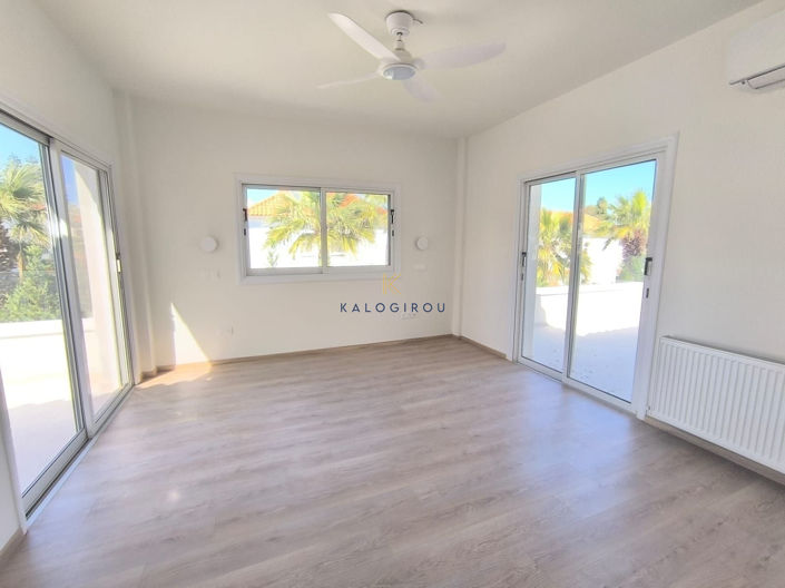 Image No.21-Maison de 5 chambres à vendre à Pervolia