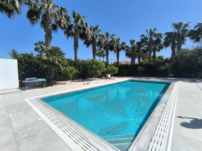 Image No.3-Maison de 5 chambres à vendre à Pervolia