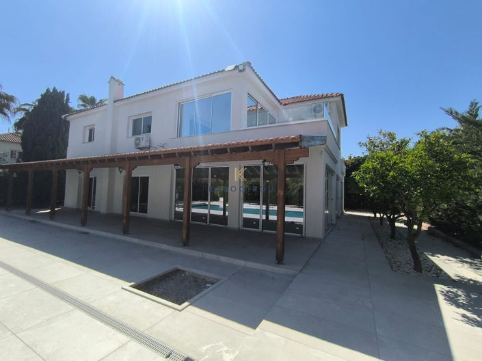 Image No.4-Maison de 5 chambres à vendre à Pervolia