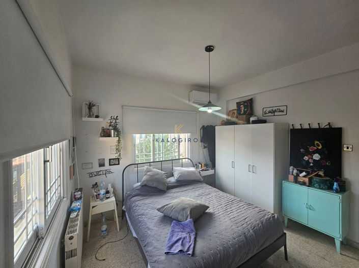 Image No.17-4 Bed House for sale