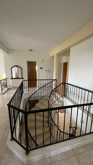 Image No.13-5 Bed House for sale