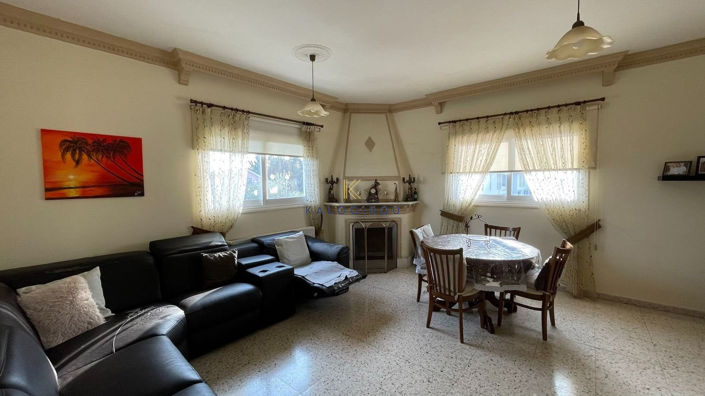 Image No.17-5 Bed House for sale