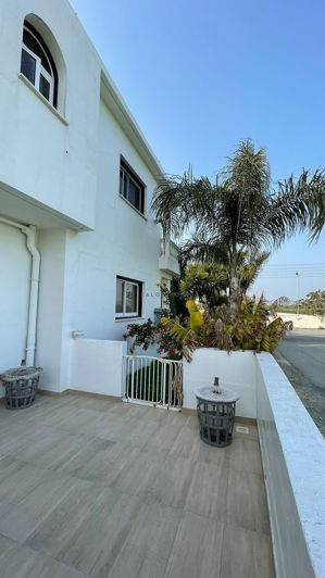 Image No.28-5 Bed House for sale