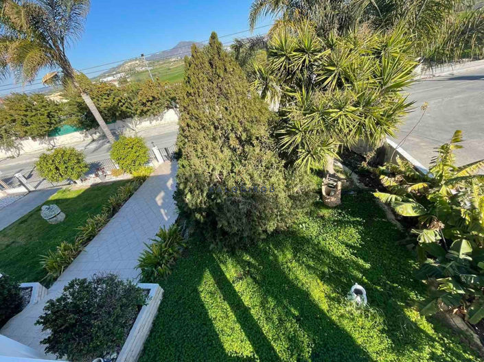 Image No.29-5 Bed House for sale