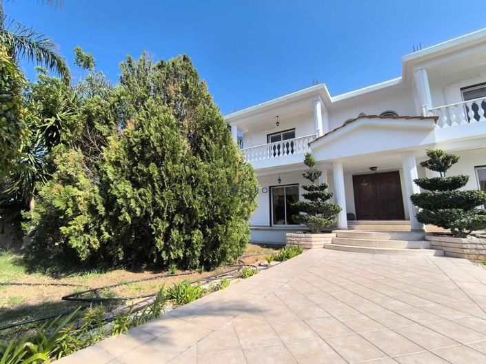 Image No.3-5 Bed House for sale