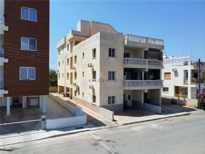 Image No.1-3 Bed Apartment for sale