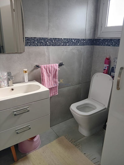 Image No.12-6 Bed House for sale