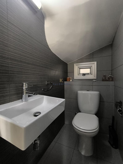 Image No.19-3 Bed House for sale