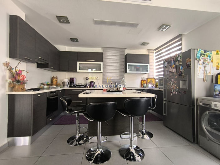 Image No.9-3 Bed House for sale