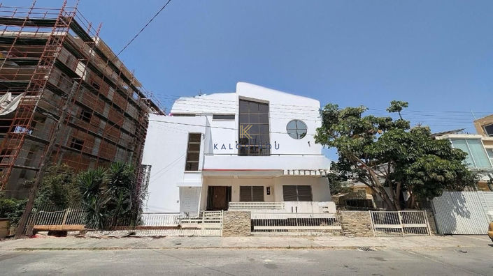 Image No.1-3 Bed House for sale