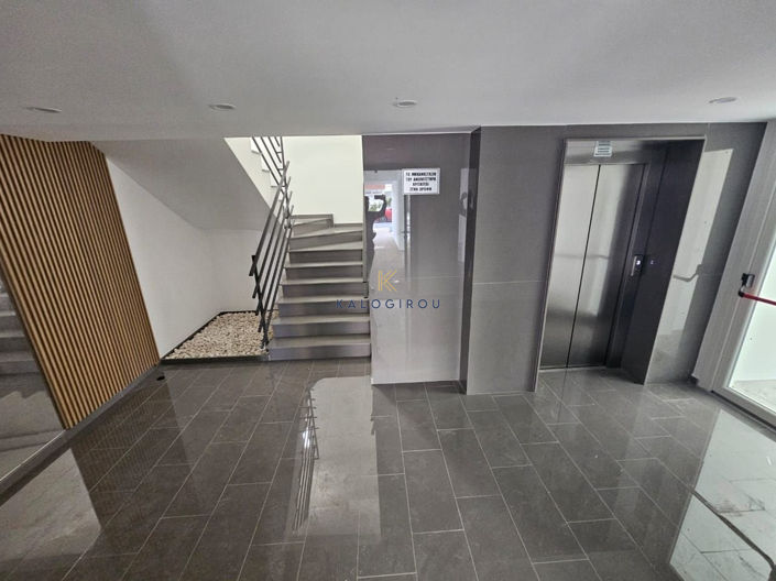 Image No.10-2 Bed Apartment for sale