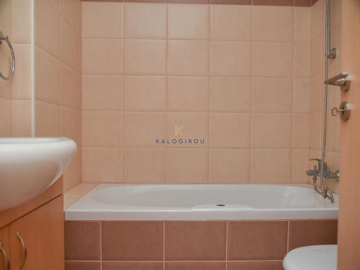 Image No.9-2 Bed Apartment for sale