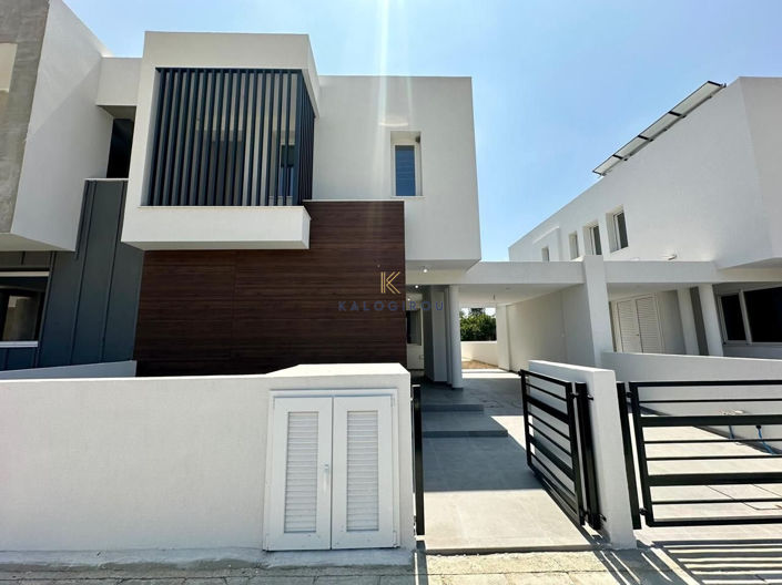 Image No.2-Maison de 3 chambres à vendre à Kiti