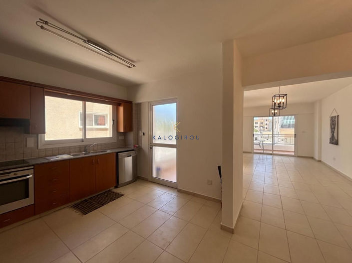 Image No.1-3 Bed Apartment for sale