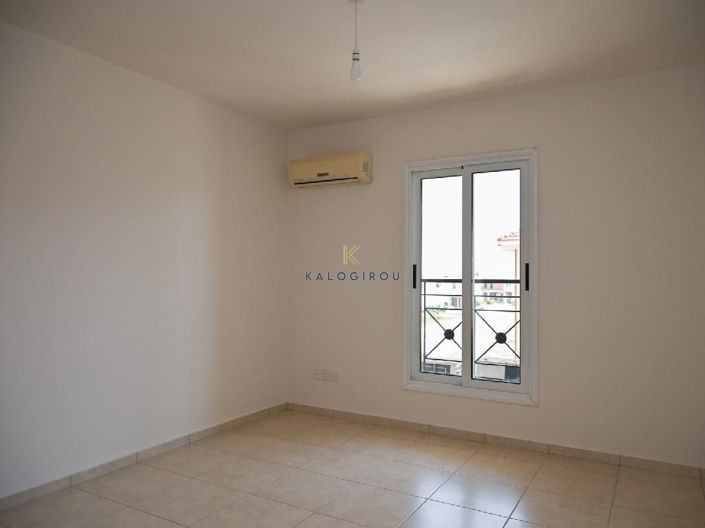 Image No.9-Appartement de 2 chambres à vendre à Kiti